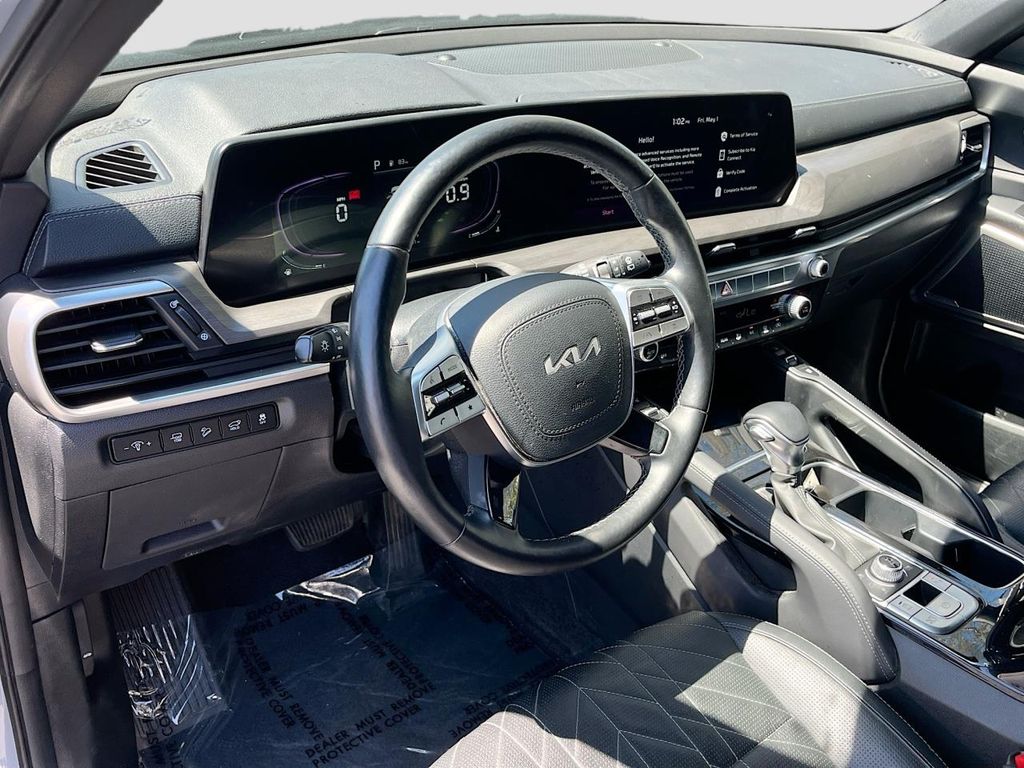 Used 2023 Gray Kia EX X-Line image 9