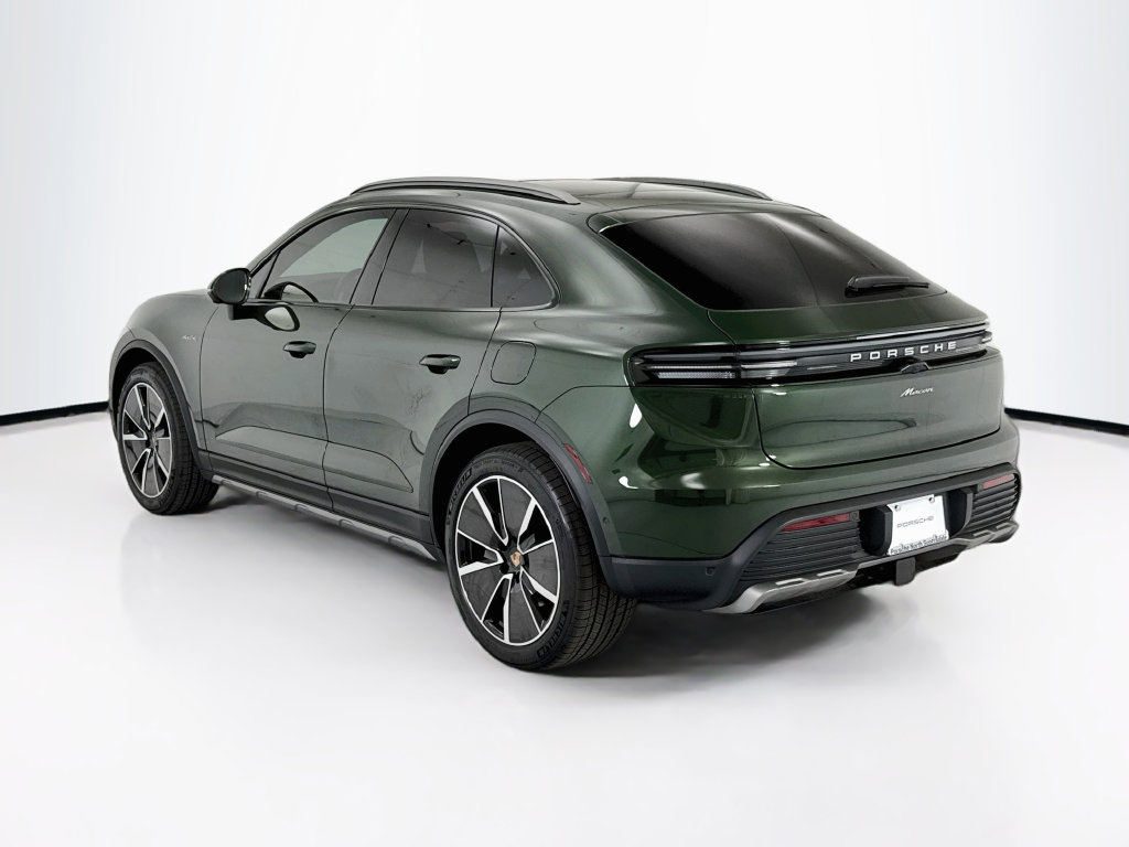 New 2026 Green Porsche  image 3