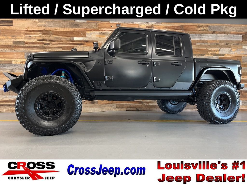 Black Clearcoat 2020 Jeep Gladiator Pickup Truck Four-Wheel Drive 8-Speed Automatic