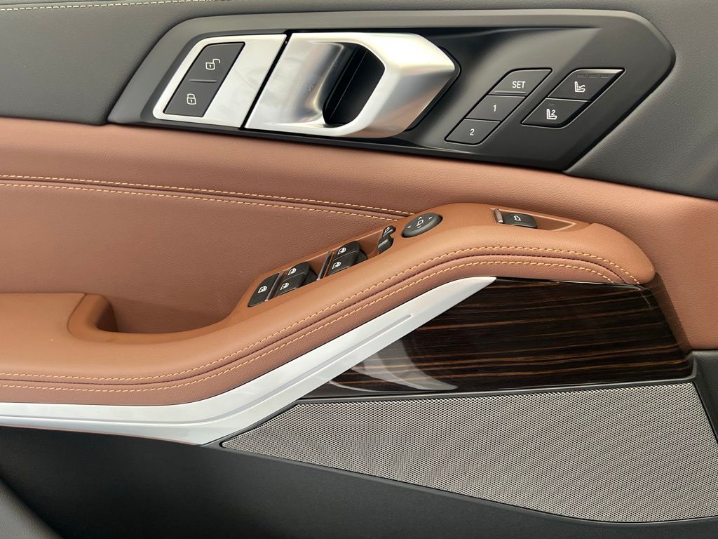 2025 BMW X5 xDrive40i 22