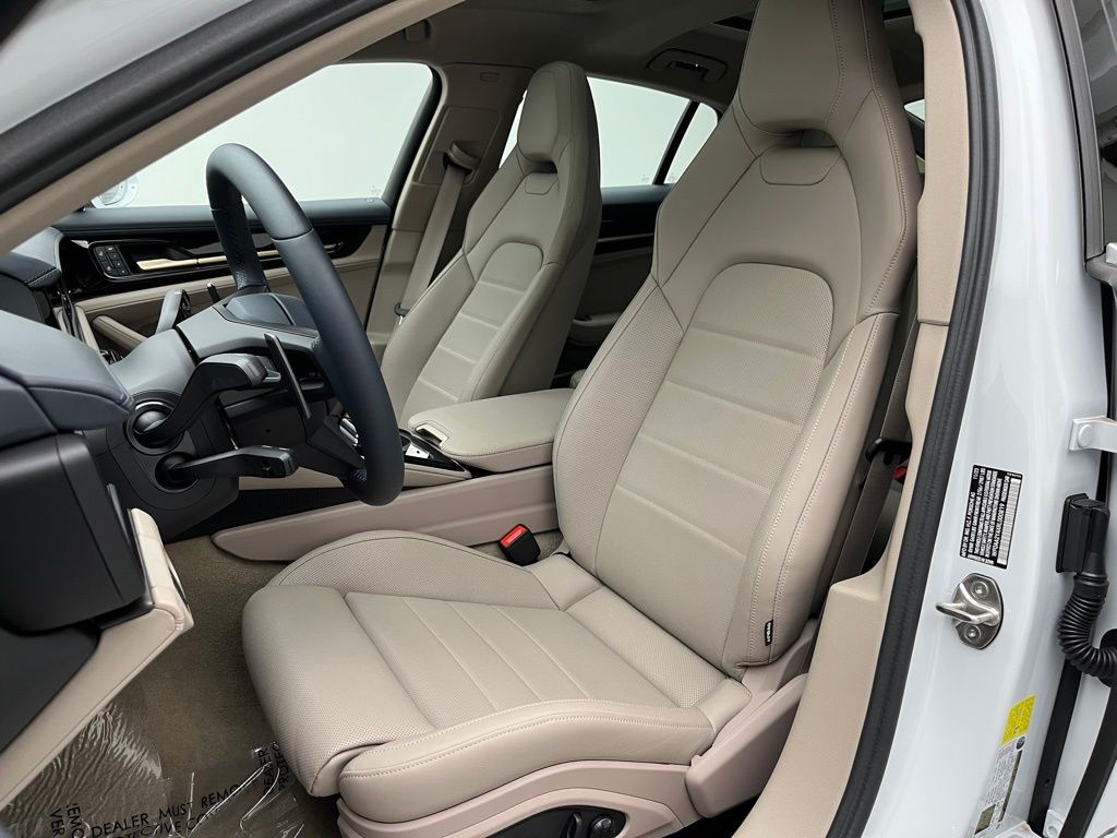 2024 Porsche Panamera 4 5