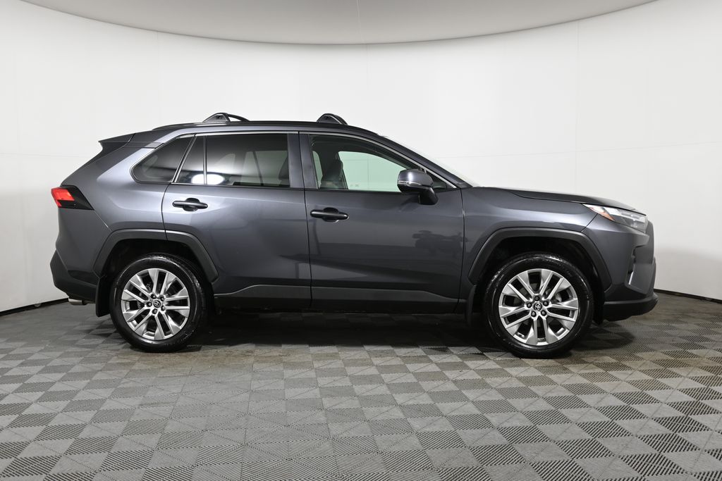 Thumbnail: 2024 Toyota RAV4 - 8