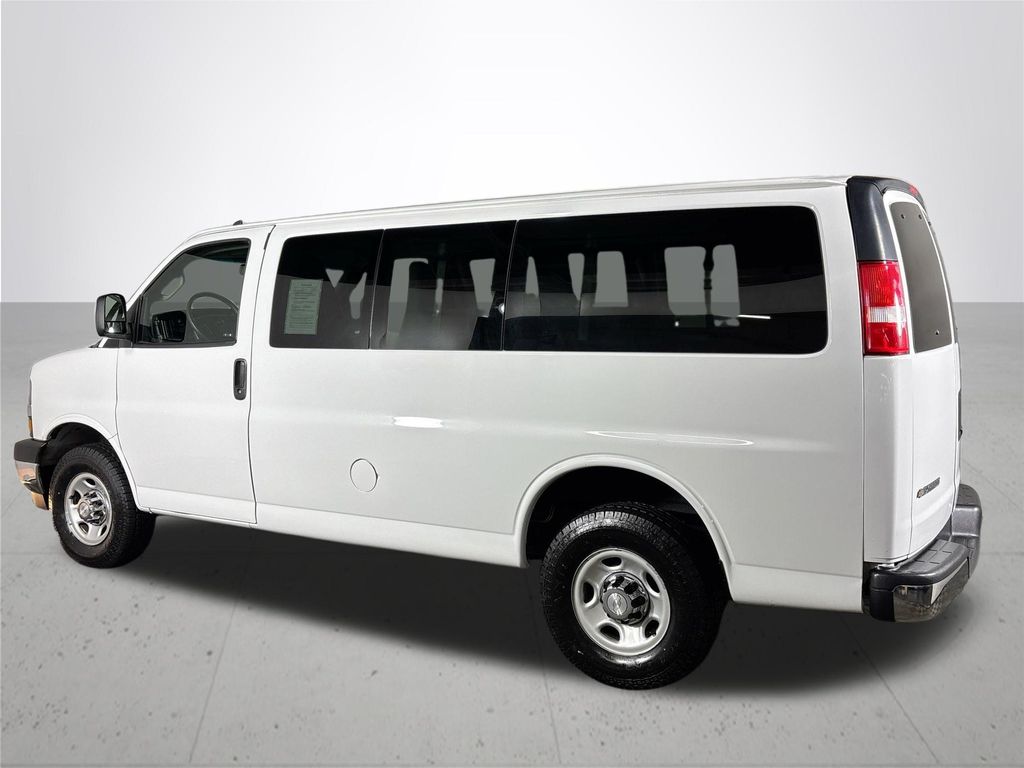 2018 Chevrolet Express 3500 LT