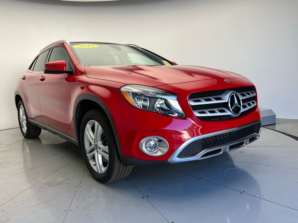 Thumbnail: 2019 Mercedes-Benz GLA - 2