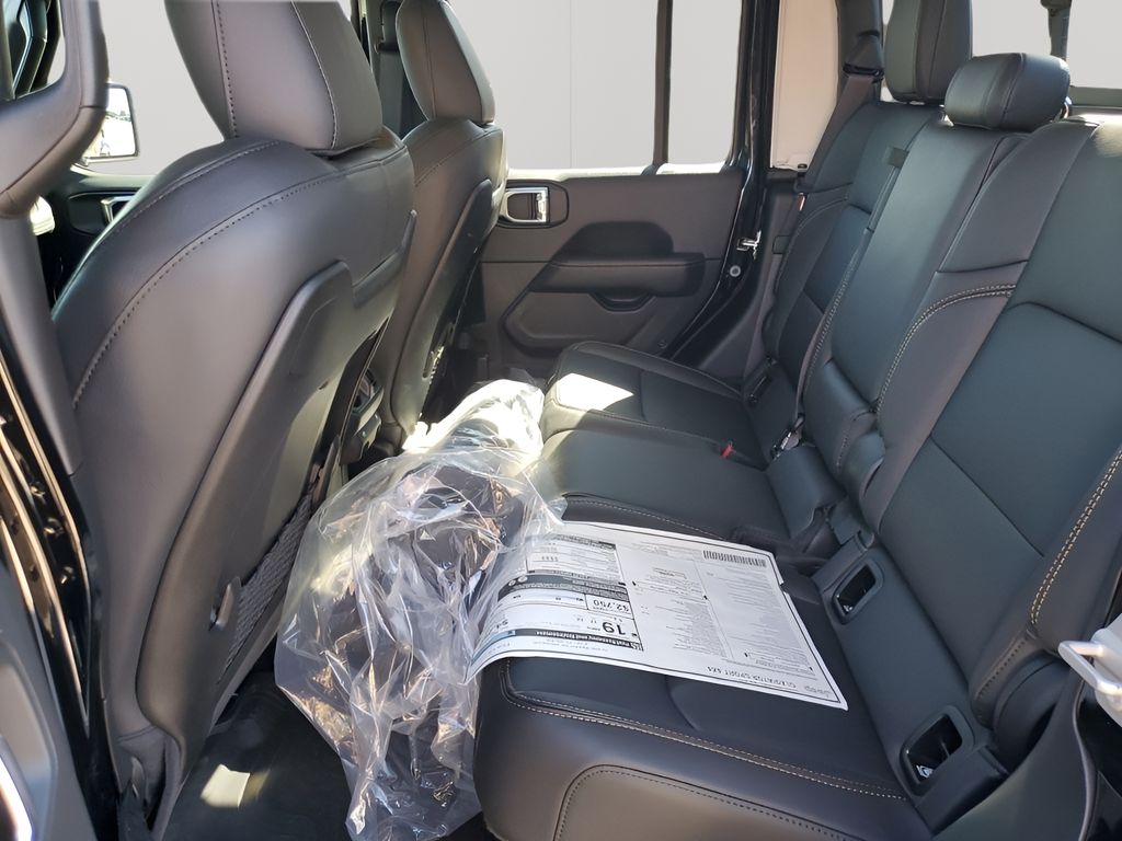 New Car 2025 Jeep Gladiator  For Sale Under $40,000 In Austin, Texas