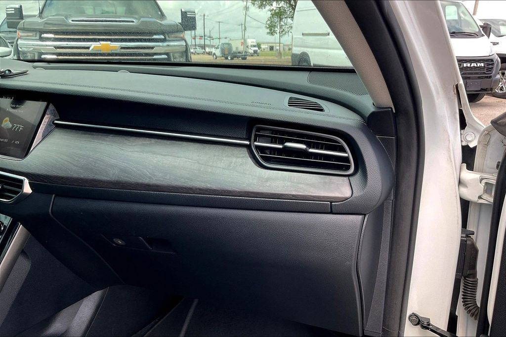 Used 2020 Kia Cadenza Technology 4D Sedan