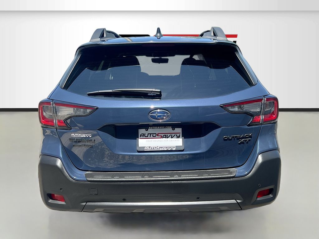 Used 2025 Blue Subaru Onyx Edition XT image 6
