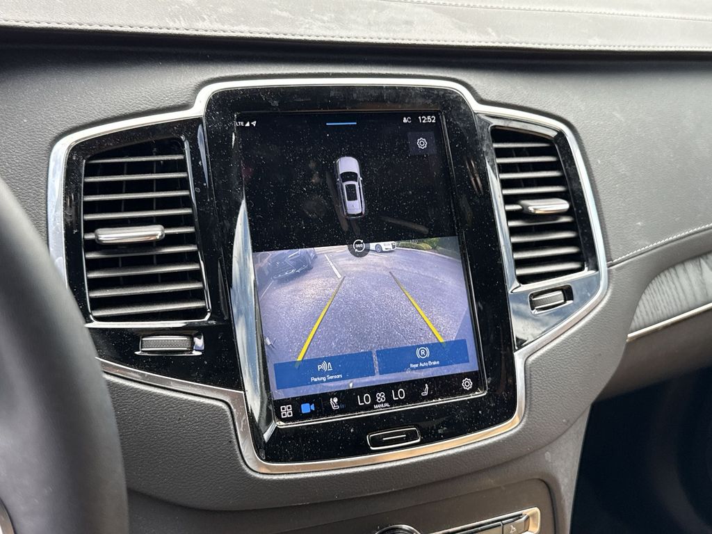 Thumbnail: 2023 Volvo XC90 - 24