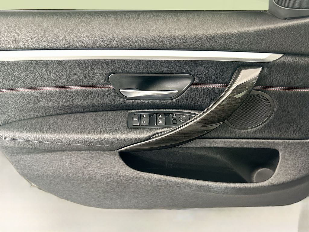 Thumbnail: 2018 BMW 4 Series - 23