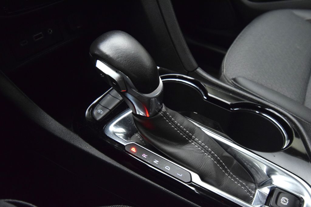 used 2022 Buick Encore GX car, priced at $20,000