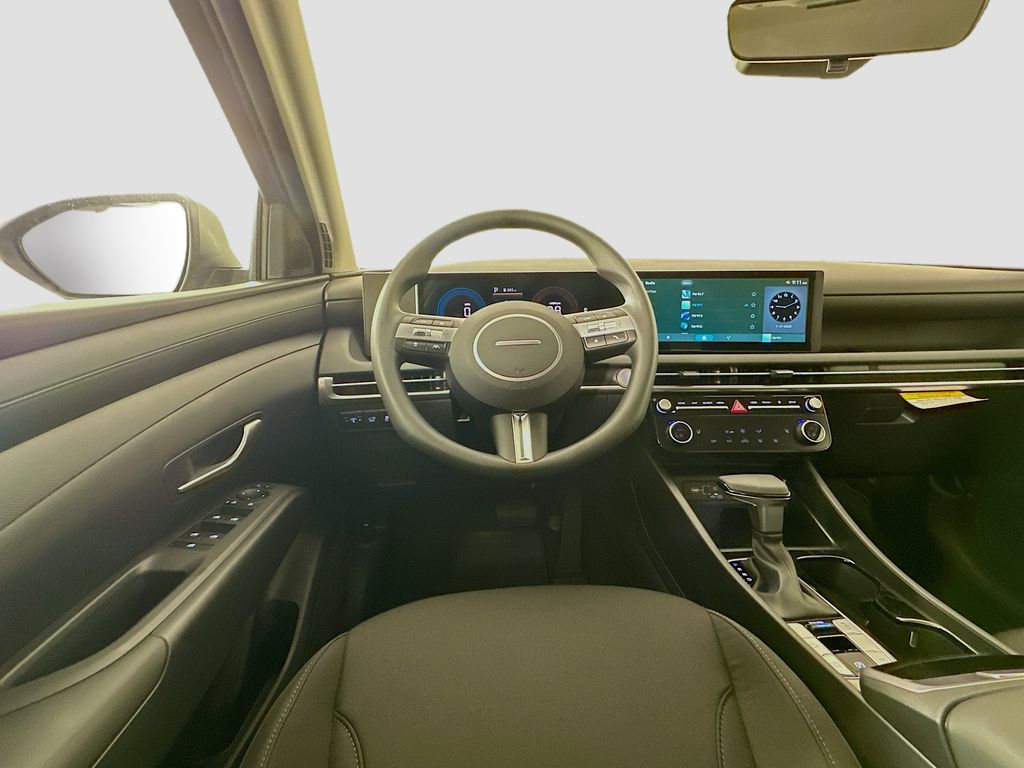 Thumbnail: 2025 Hyundai Tucson - 18