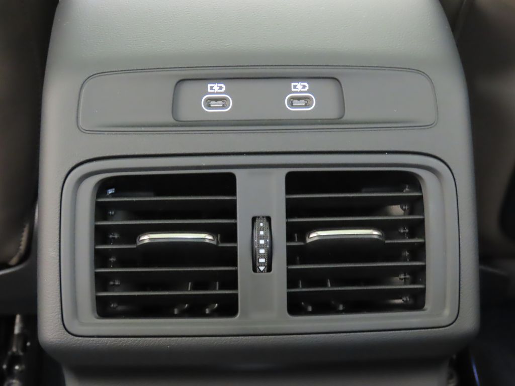 Thumbnail: 2025 Audi Q5 - 23