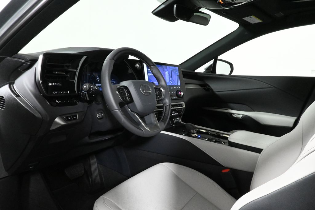 Thumbnail: 2025 Lexus RX - 14