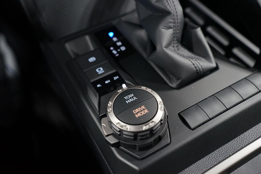 Thumbnail: 2026 Toyota 4Runner - 24