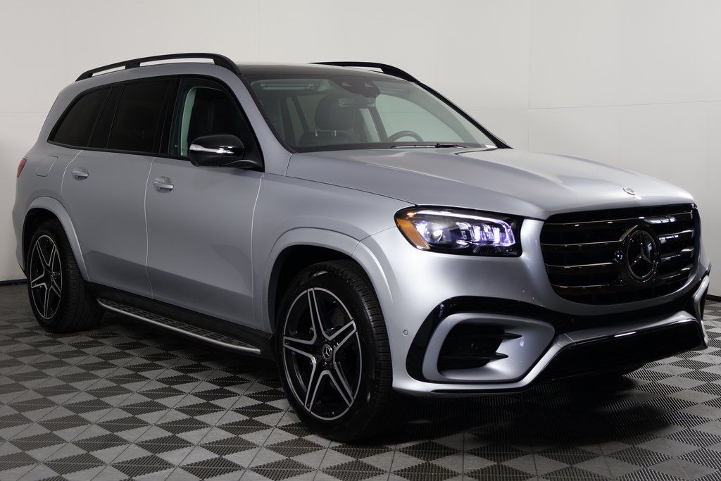 Thumbnail: 2026 Mercedes-Benz GLS - 3