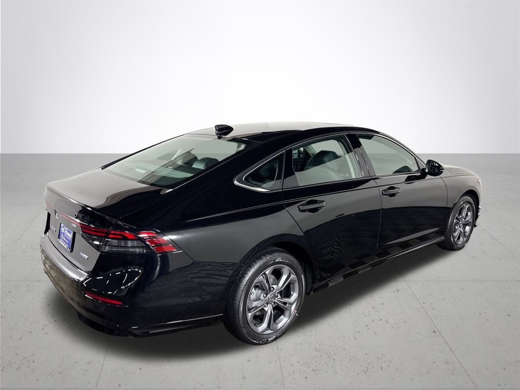 2025 Honda Accord Hybrid EX-L photo 4
