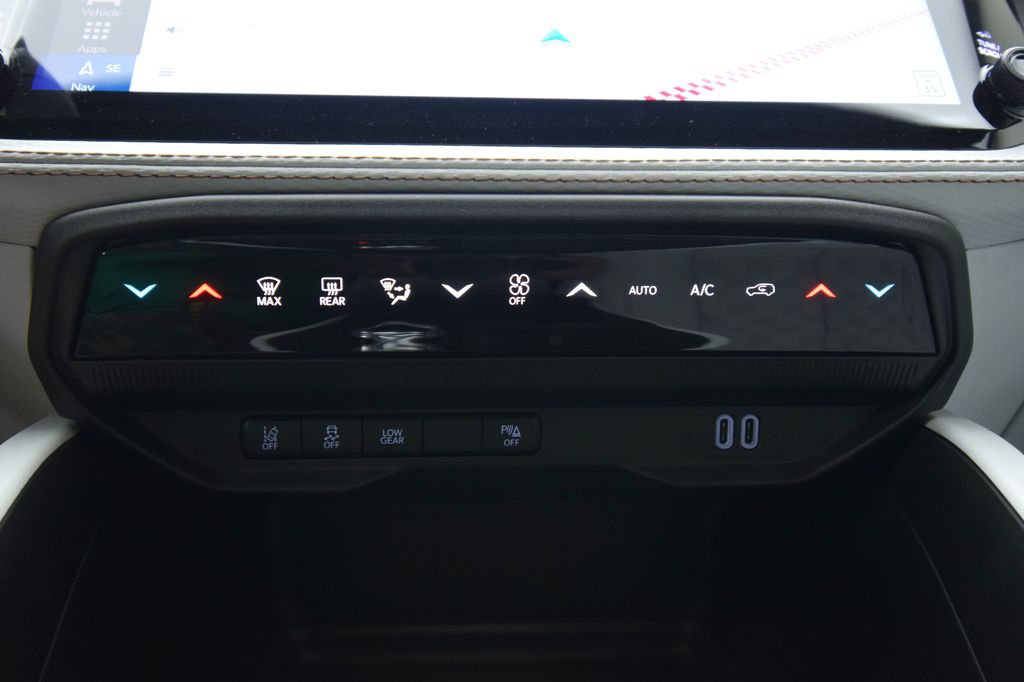 new 2026 Jeep Cherokee car, priced at $43,610