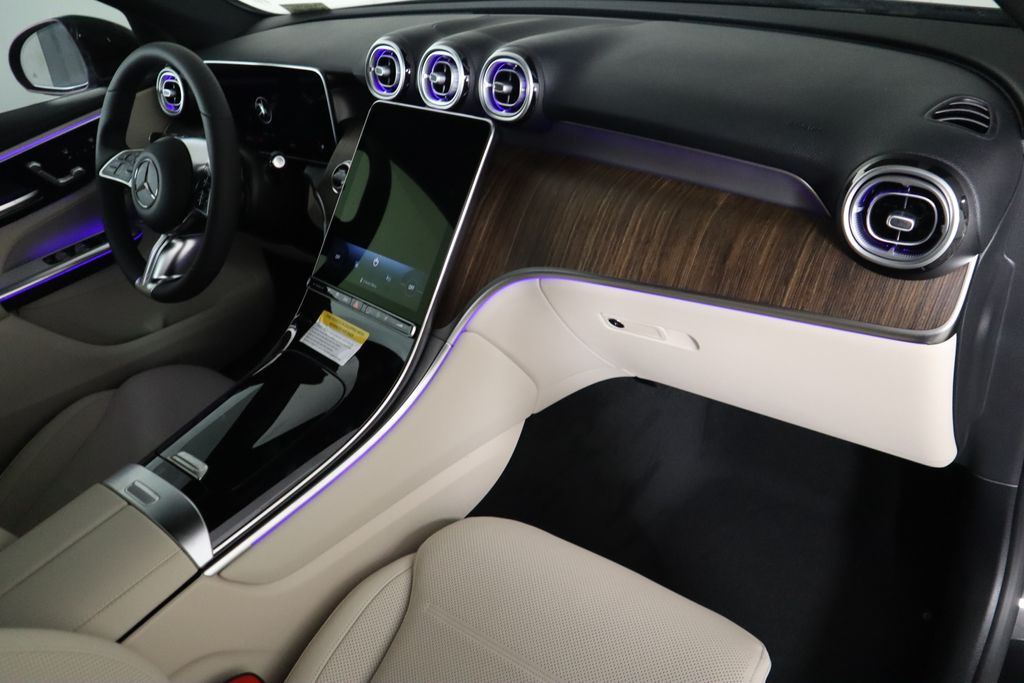 2025 Mercedes-Benz GLC 350 19