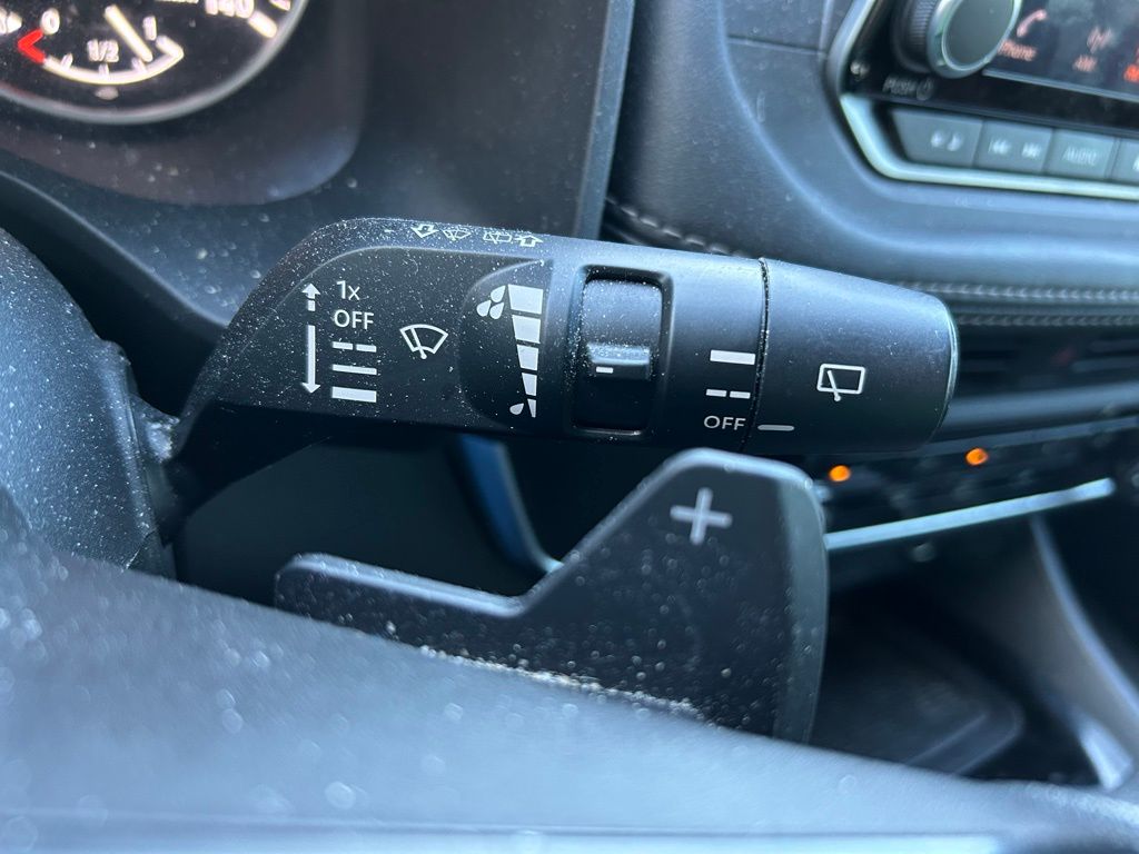 Thumbnail: 2023 Nissan Rogue - 21