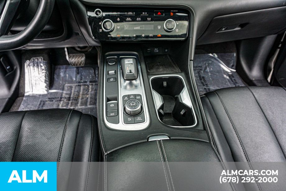 Used 2024 Black INFINITI LUXE image 40