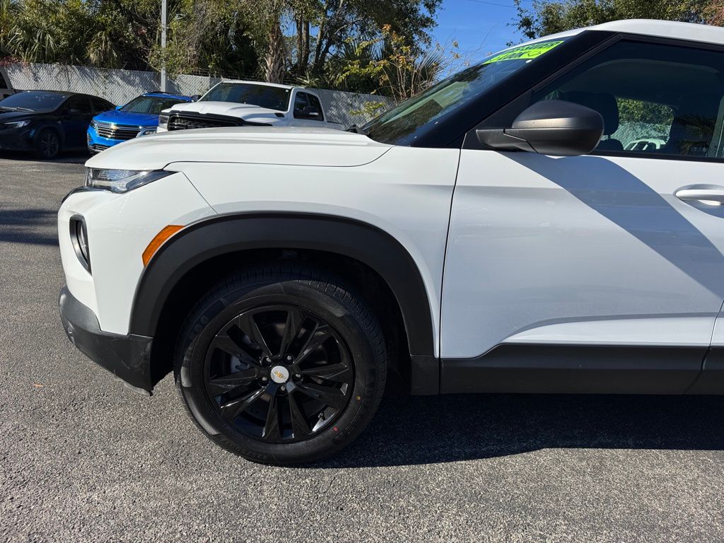 2022 Chevrolet TrailBlazer LS 10