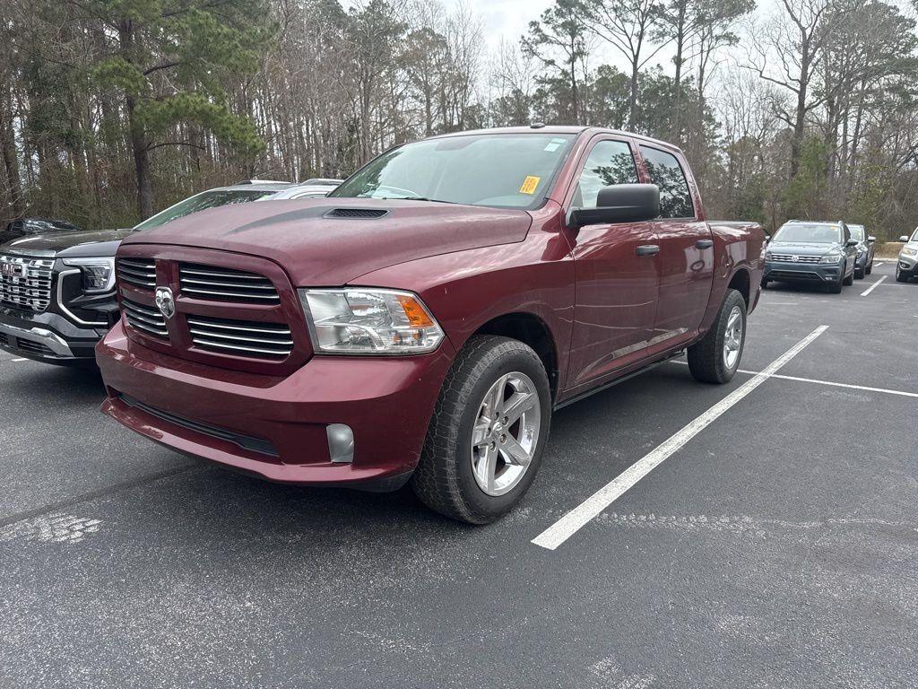 2017 RAM 1500 Express Crew Cab 4WD