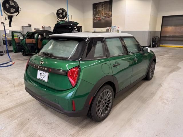 Thumbnail: 2026 MINI Cooper - 6