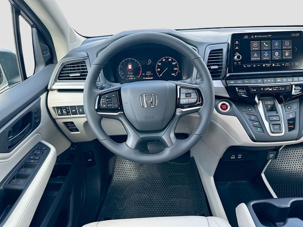 2025 Honda Odyssey EX-L 18