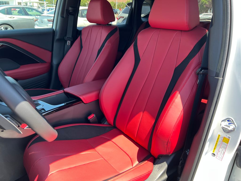 Thumbnail: 2025 Acura ADX - 15