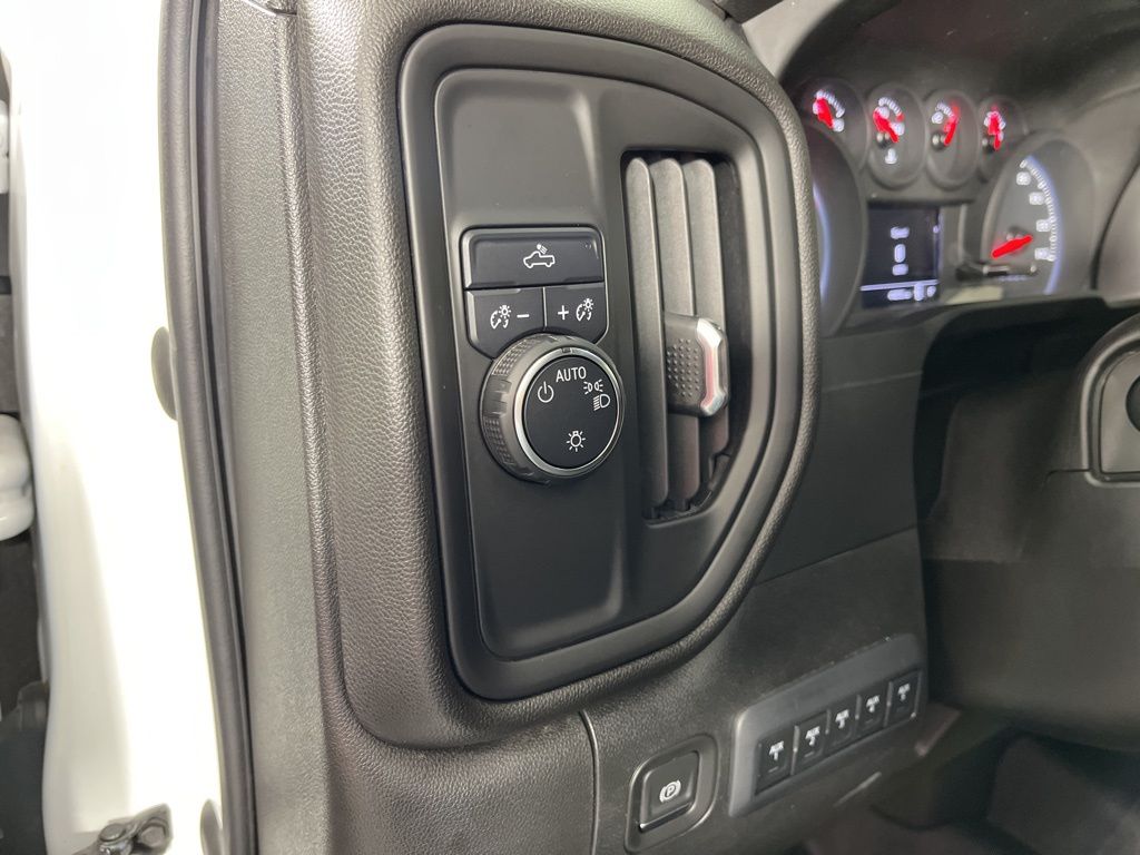 2022 Chevrolet Silverado 2500 Custom 27