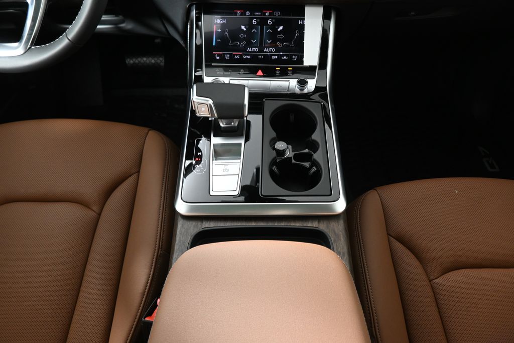 Thumbnail: 2026 Audi Q7 - 19