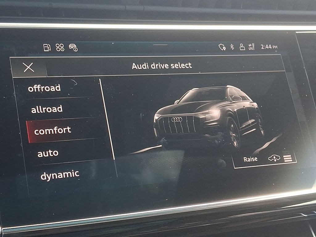 2024 Audi Q8 Prestige 27