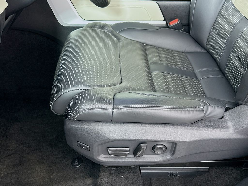 2023 Toyota Tundra Capstone 19