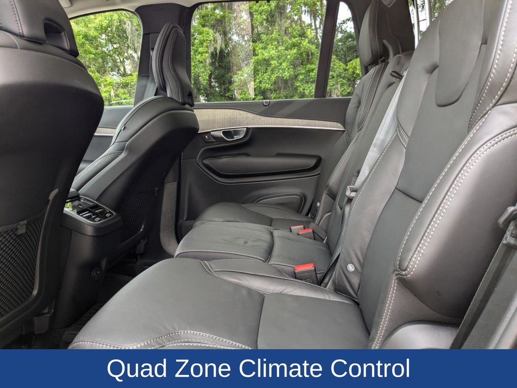 2023 Volvo XC90 B6 Ultimate Bright Theme 7P