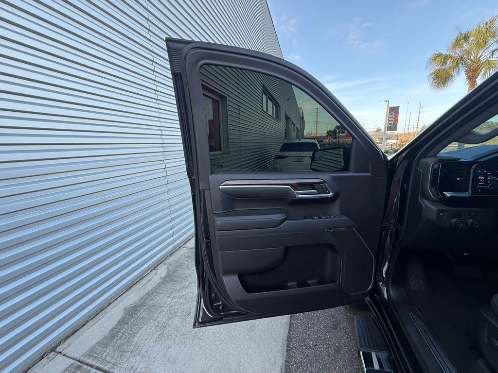 Used 2022 Gray Chevrolet RST image 61