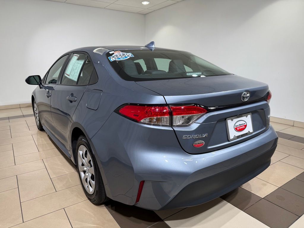 Thumbnail: 2025 Toyota Corolla - 3
