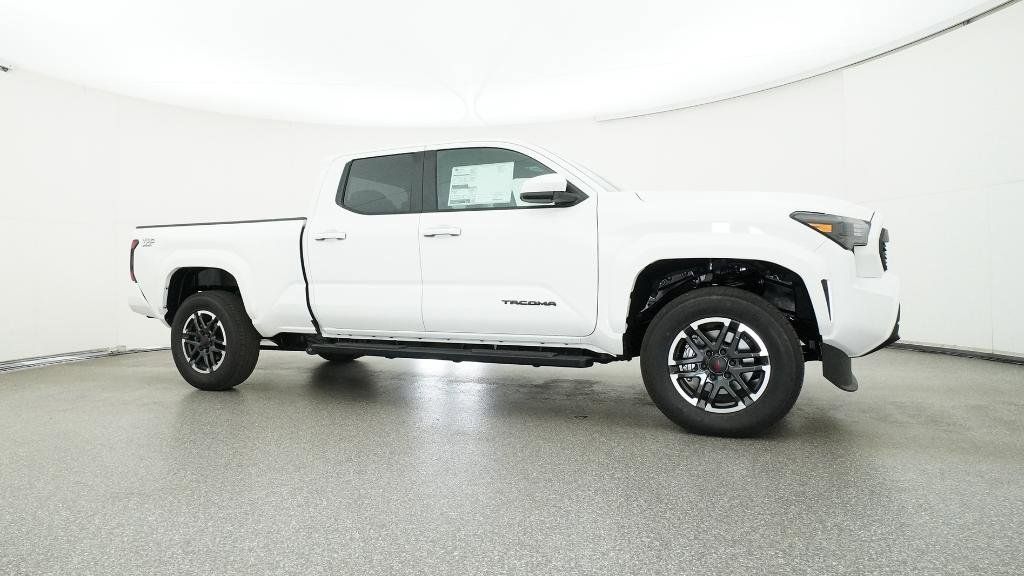 Thumbnail: 2025 Toyota Tacoma - 32