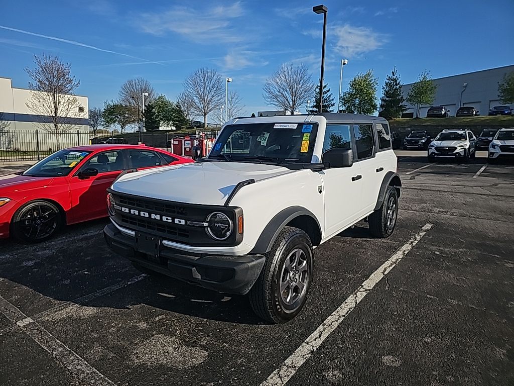 Oxford White 2025 Ford Bronco Big Bend 4-Door 4WD SUV / Crossover Four-Wheel Drive Automatic