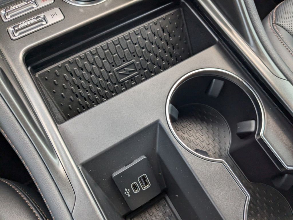 2025 Lincoln Nautilus Hybrid Premiere