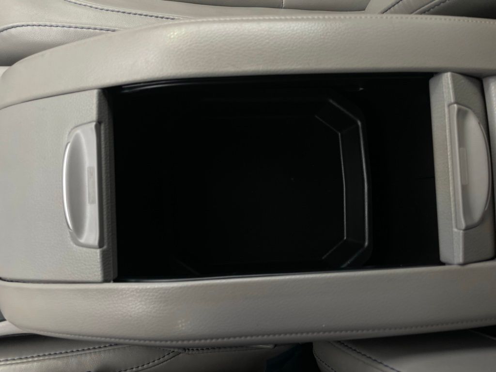 Thumbnail: 2017 Toyota Highlander - 20