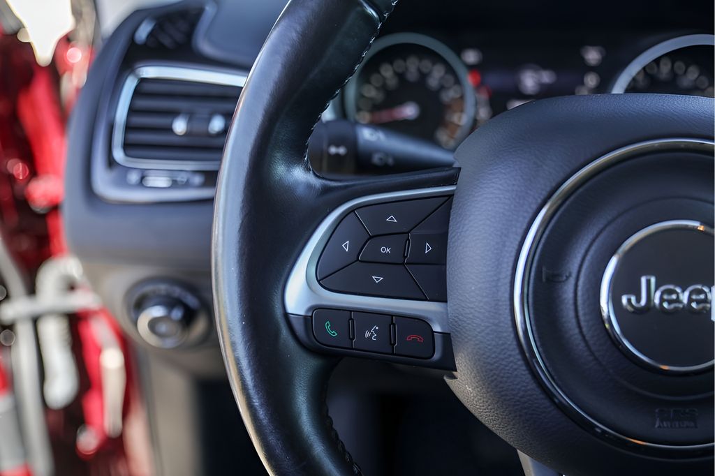 Used Car 2021 Jeep Compass  Altitude For Sale Under $20,000 In Austin, Texas