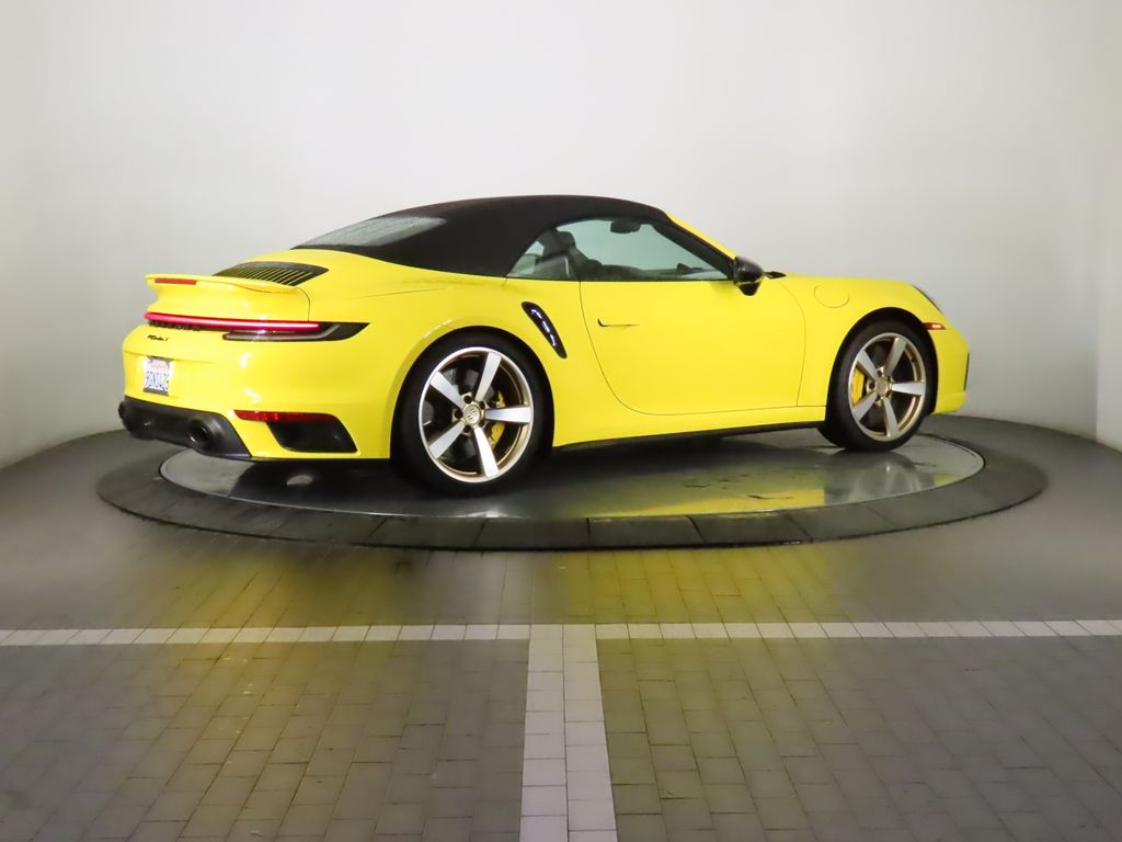 Thumbnail: 2023 Porsche 911 - 7