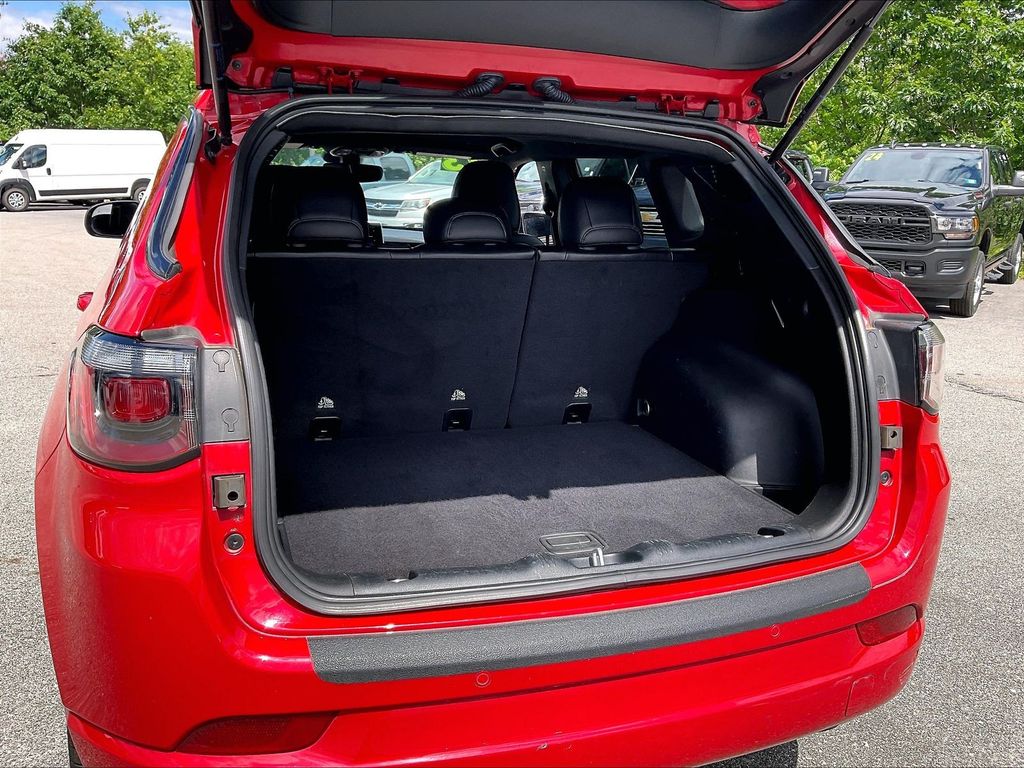 2023 Jeep Compass — photo 34