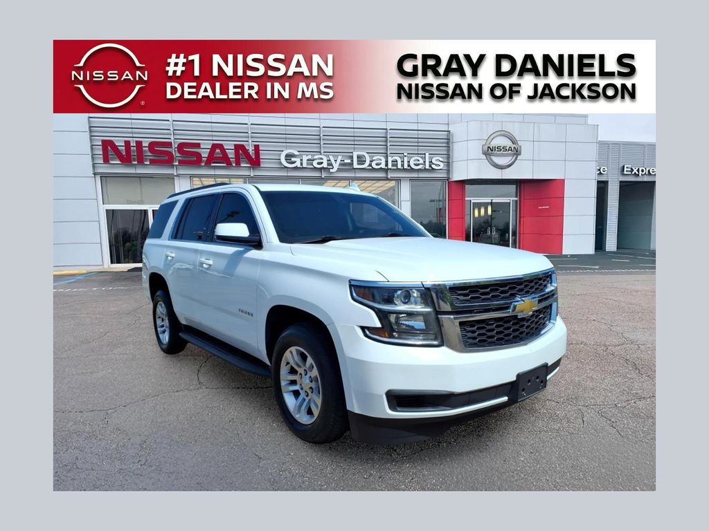 Summit White 2017 Chevrolet Tahoe SUV / Crossover 4X2 6-Speed Automatic Overdrive