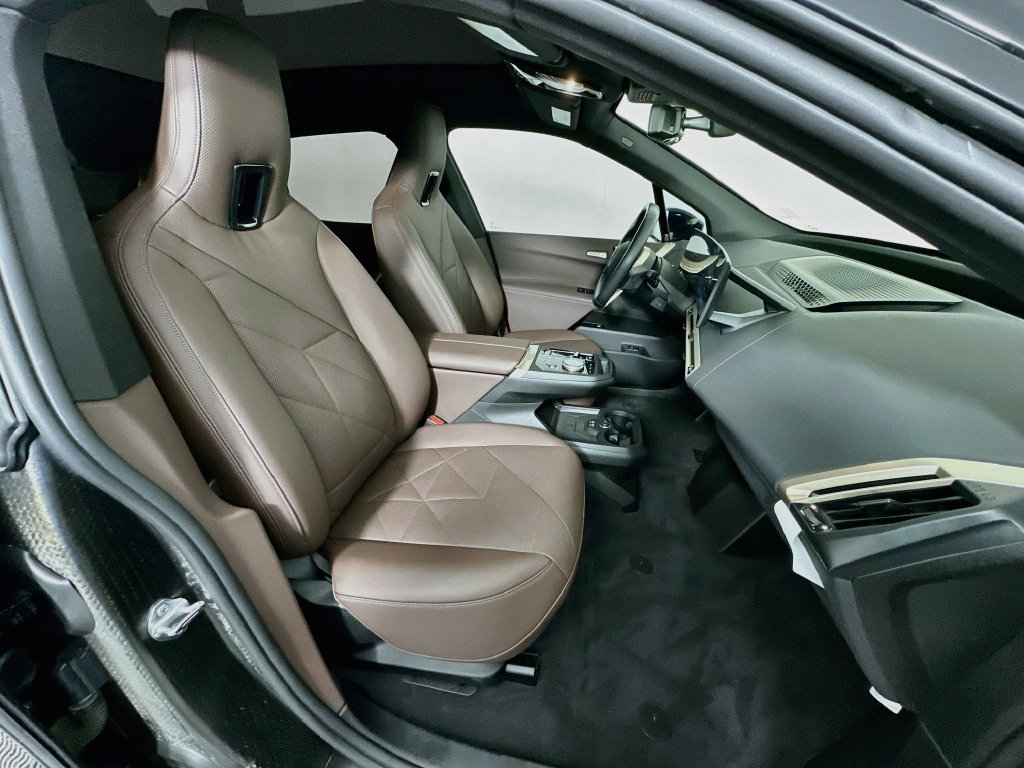 Thumbnail: 2024 BMW iX - 28