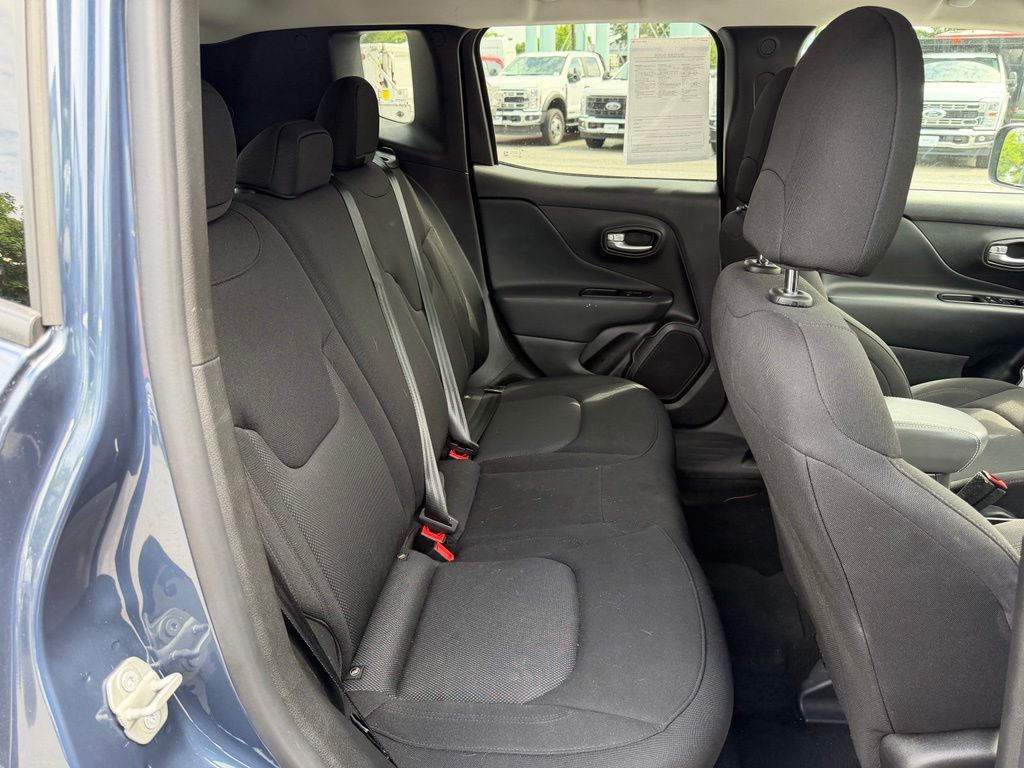 2023 Jeep Renegade Latitude 4x4
