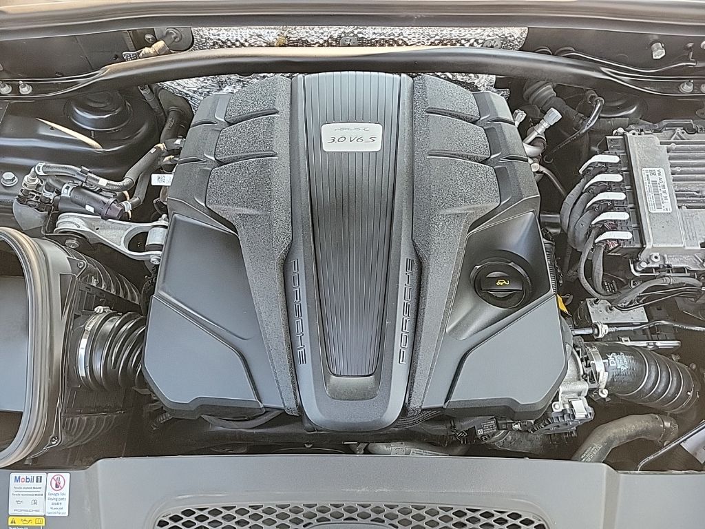 Used 2021 Porsche Macan SUV