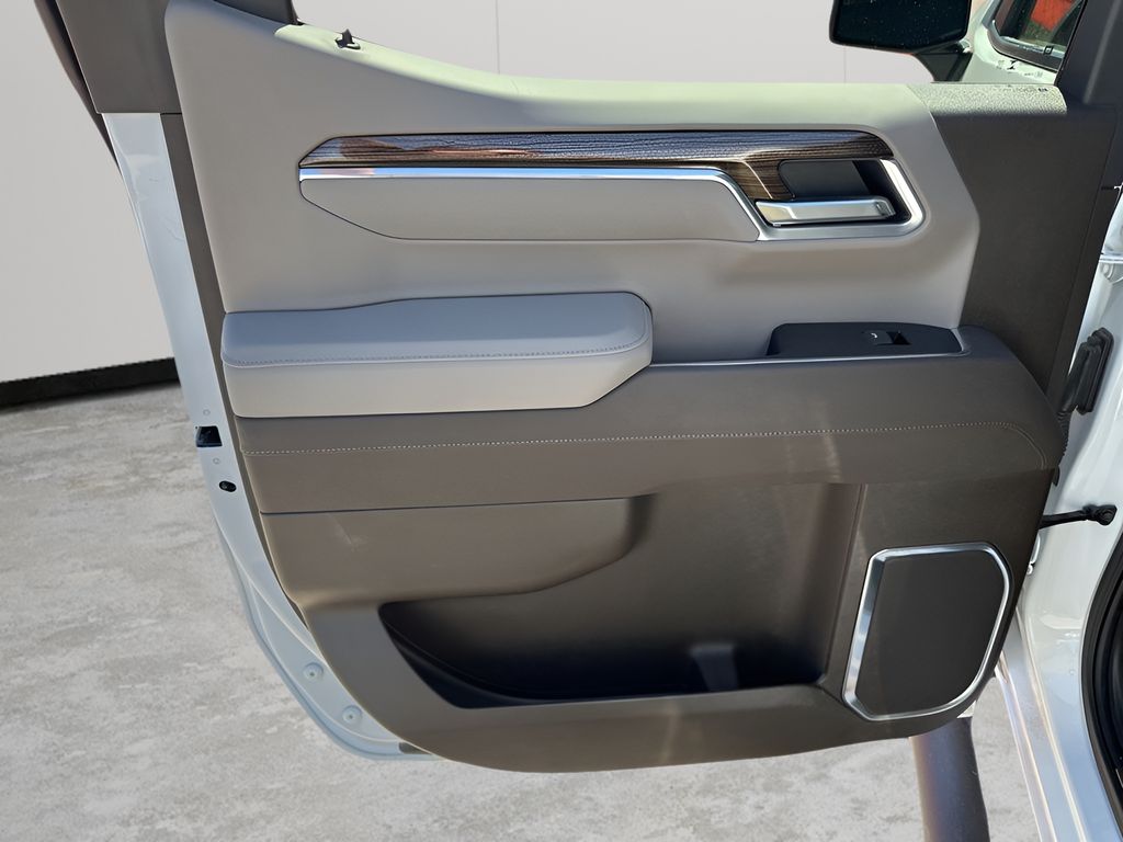 Used Car 2025 Chevrolet Silverado 1500  Lt Trail Boss For Sale Under $60,000 In Austin, Texas