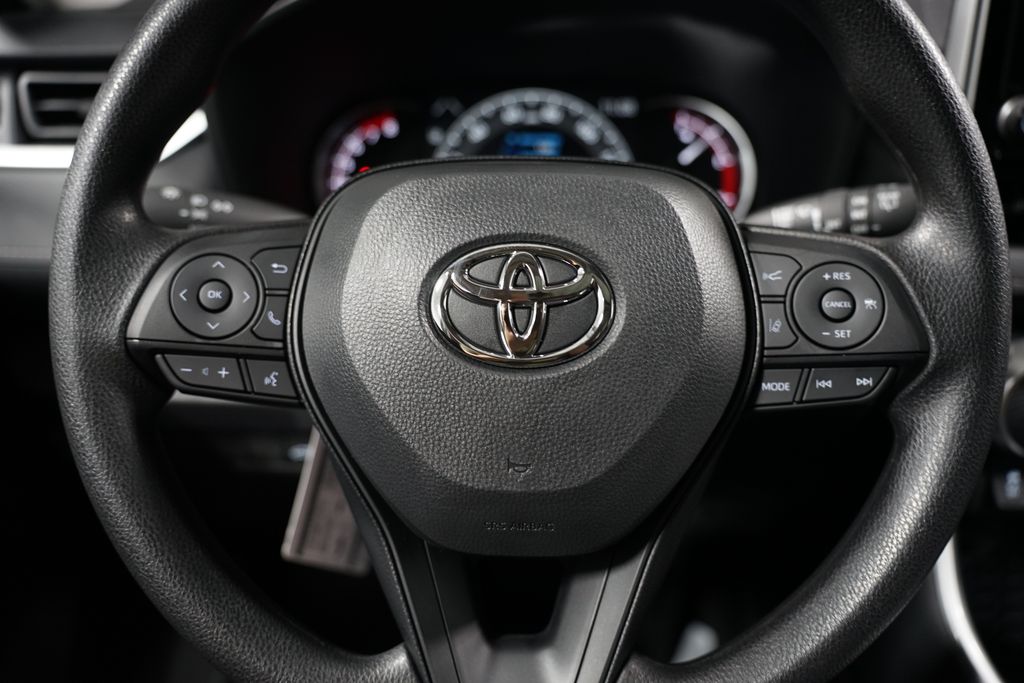 Thumbnail: 2025 Toyota RAV4 - 12