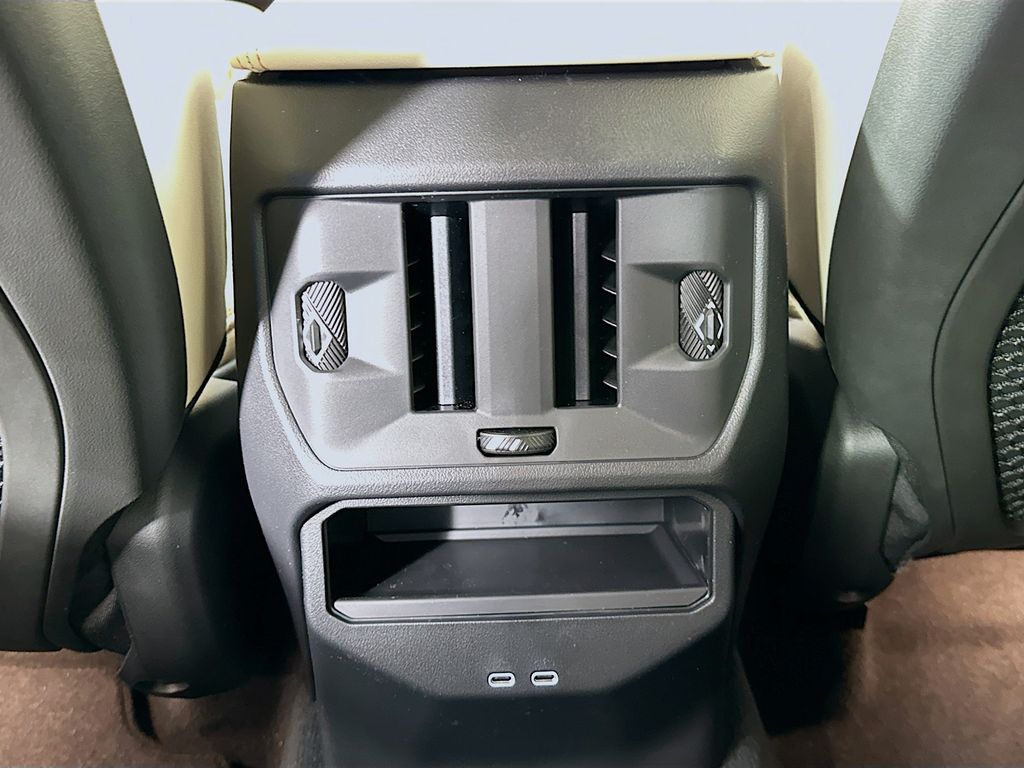 Thumbnail: 2026 BMW X3 - 18